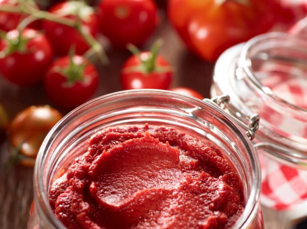 تصویر 4 از رب گوجه‌ فرنگی چین چین پخته به روش سنتی با حفظ خواص غذایی گوجه