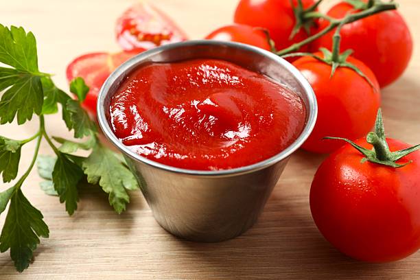 تصویر 4 از رب گوجه‌ فرنگی چین چین 700 گرمی با بسته بندی تمام استریل