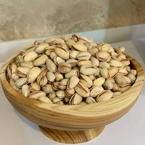 خرید عمده پسته فندقی مستقیم از کشاورز + قیمت مناسب