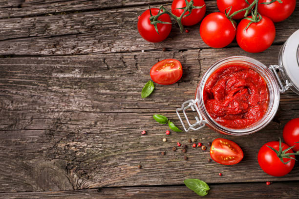 تصویر 1 از رب گوجه فرنگی چین چین ۸۰۰ گرمی با گواهی استاندارد ملی