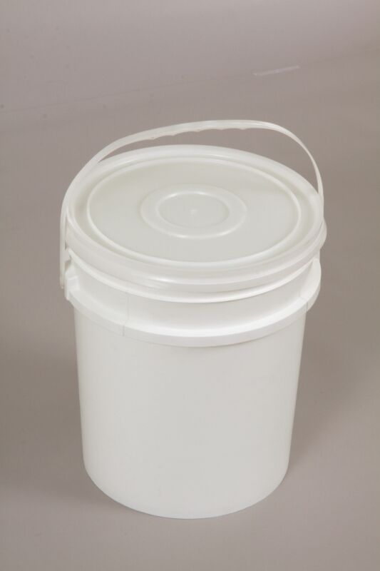 تصویر 4 از مناسب ترین قیمت سطل ۲۰ لیتری پلاستیکی