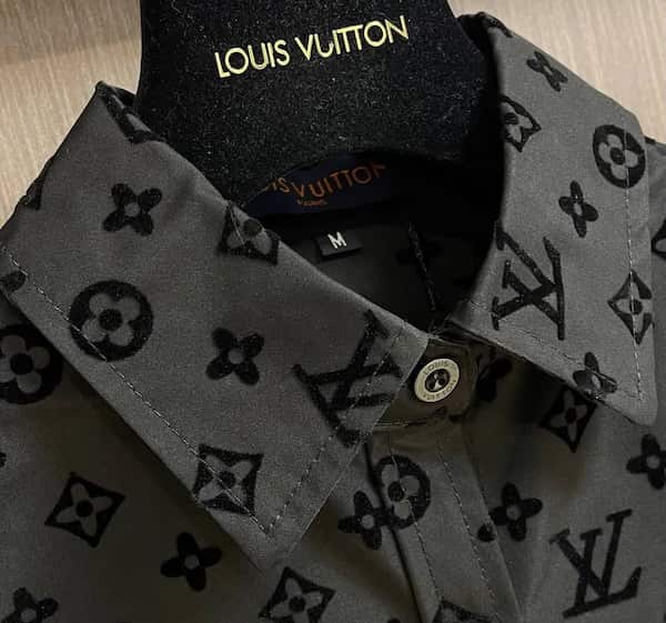 تصویر 1 از پیراهن مردانه لویی ویتون مناسب تیپ کلاسیک و مدرن