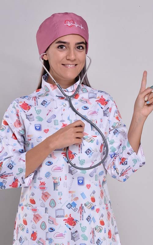 تصویر 1 از لباس پرستاری عروسکی پارچه نرم و تن‌ خور عالی