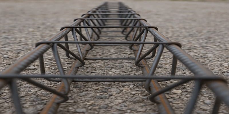 تصویر 1 از میلگرد ادکا طراحی شده برای سازه‌ های فولادی سنگین با ابعاد استاندارد