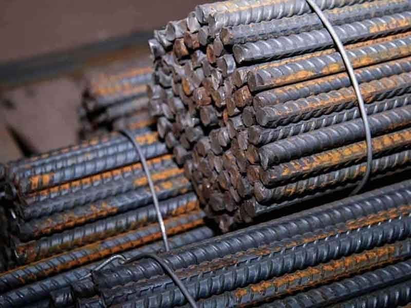 تصویر 2 از میلگرد میانه تولید شده با آلیاژ مقاوم و مناسب سازه‌ های بتنی بزرگ