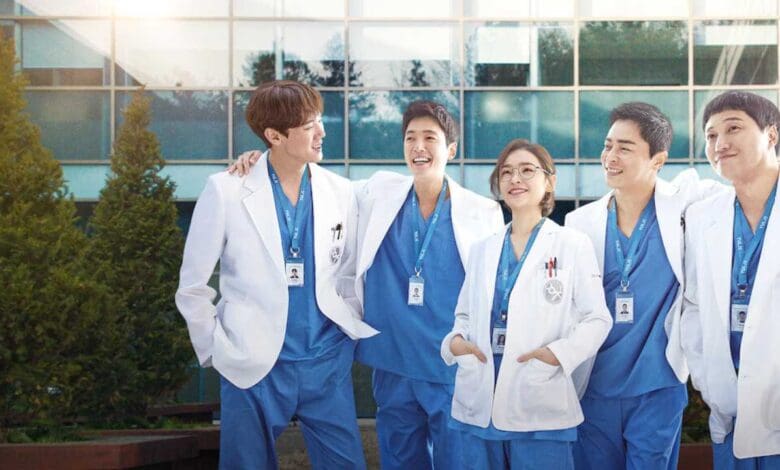 تصویر 4 از لباس پرستاری یونیفرم پارچه بادوام و نرم