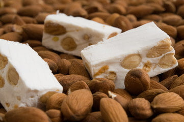 خرید گز بادامی