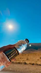 تصویر 1 از آب معدنی چشمه ناز شفاف و خالص فاقد مواد نگهدارنده