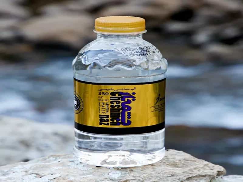 تصویر 3 از آب معدنی چشمه ناز شفاف و خالص فاقد مواد نگهدارنده