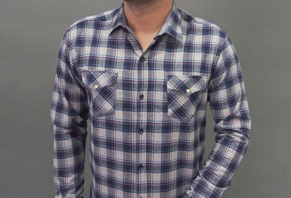 تصویر 1 از پیراهن مردانه پشمی چهارخانه دو جیب با رنگ ثابت مناسب استایل رسمی