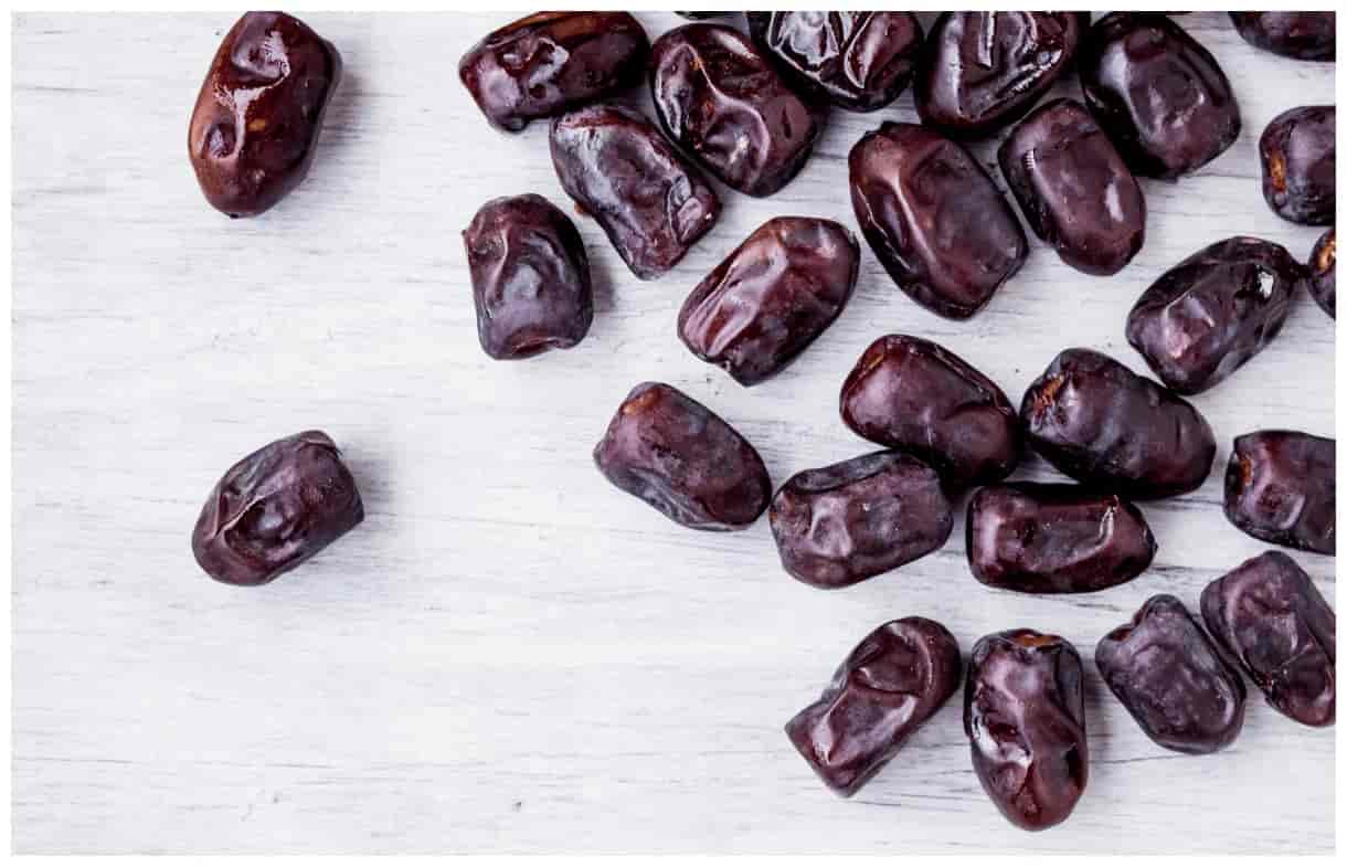 تصویر 2 از خرما کبکاب ارده ای ترکیب اصیل خرما و کنجد