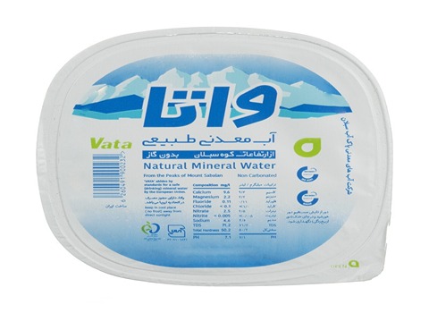 آب معدنی لیوانی واتا در بسته‌ بندی یک‌ نفره قابل حمل