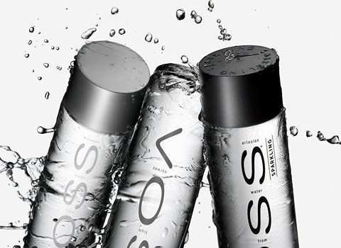 آب معدنی ووس مناسب استفاده در سفر ها و گردش‌ ها