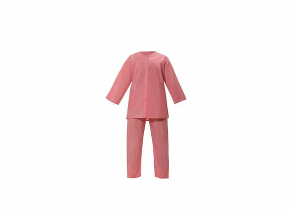 تصویر 2 از گان یکبار مصرف صورتی گزینه مناسب مصرف در فضای درمان