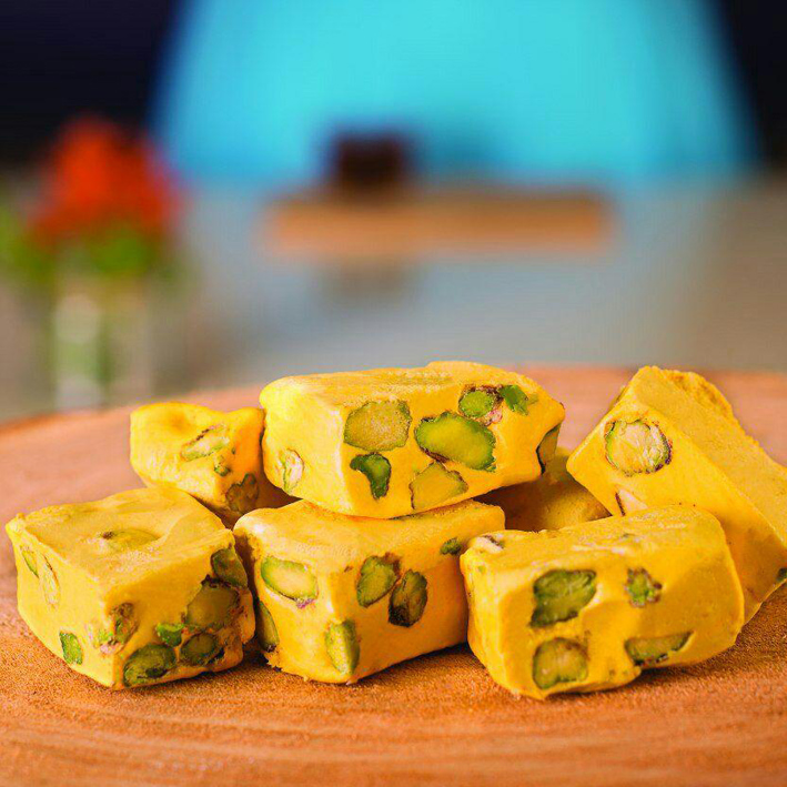 تصویر 3 از گز سوهانی لوکس با طعم خاص و بسته بندی شیک