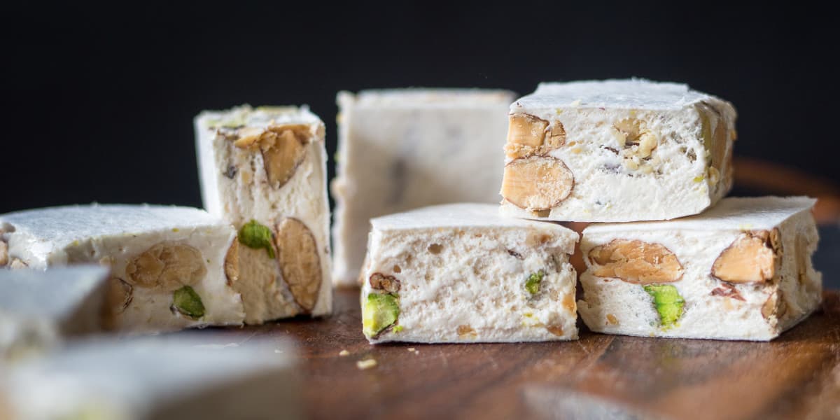 تصویر 2 از گز شاهکار شهر کرد طعم ماندگار کلاسیک