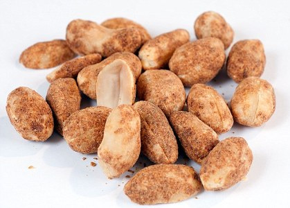 بادام زمینی بو داده با عطر دلنشین برشته‌ سازی یکنواخت و طعم اصیل