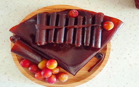 تصویر 1 از لواشک ورقه ای بسته ای مناسب سفر و میان وعده با حس تازگی و طراوت طبیعی