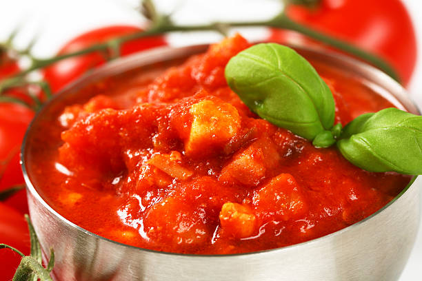 تصویر 1 از رب گوجه‌ فرنگی اویلا تولید شده از گوجه های تازه و رسیده