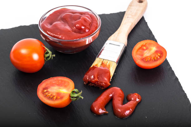 تصویر 2 از رب گوجه‌ فرنگی به یک با تاریخ انقضای طولانی تا 18 ماه پس تولید