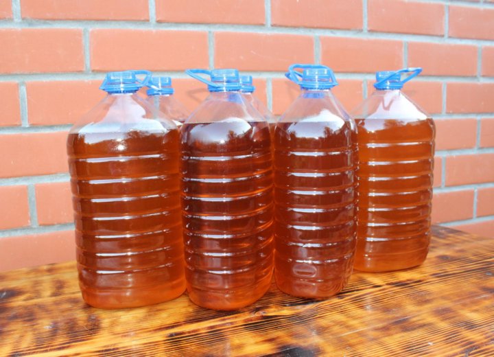 تصویر 4 از سرکه انگور نجف ارگانیک تولید شده با تخمیر طبیعی