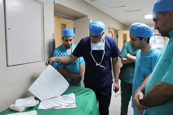 تصویر 2 از گان عمل بینی پزشکی ویژه استفاده در جراحی تخصصی