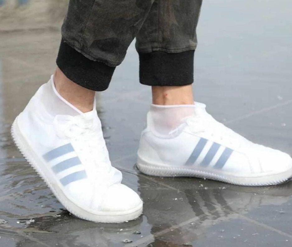 تصویر 3 از کاور کفش سلفونی بهداشتی مناسب استفاده در مکان های درمانی