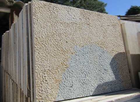 تصویر 4 از سنگ مرمریت تیشه ای ویژه سنگفرش‌ های مقاوم در فضا های باز