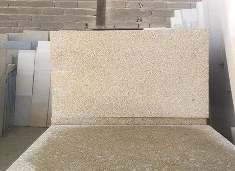 تصویر 5 از سنگ مرمریت تیشه ای ویژه سنگفرش‌ های مقاوم در فضا های باز