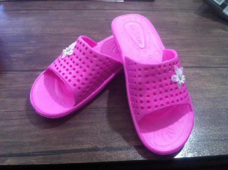 فروش دمپایی پلاستیکی