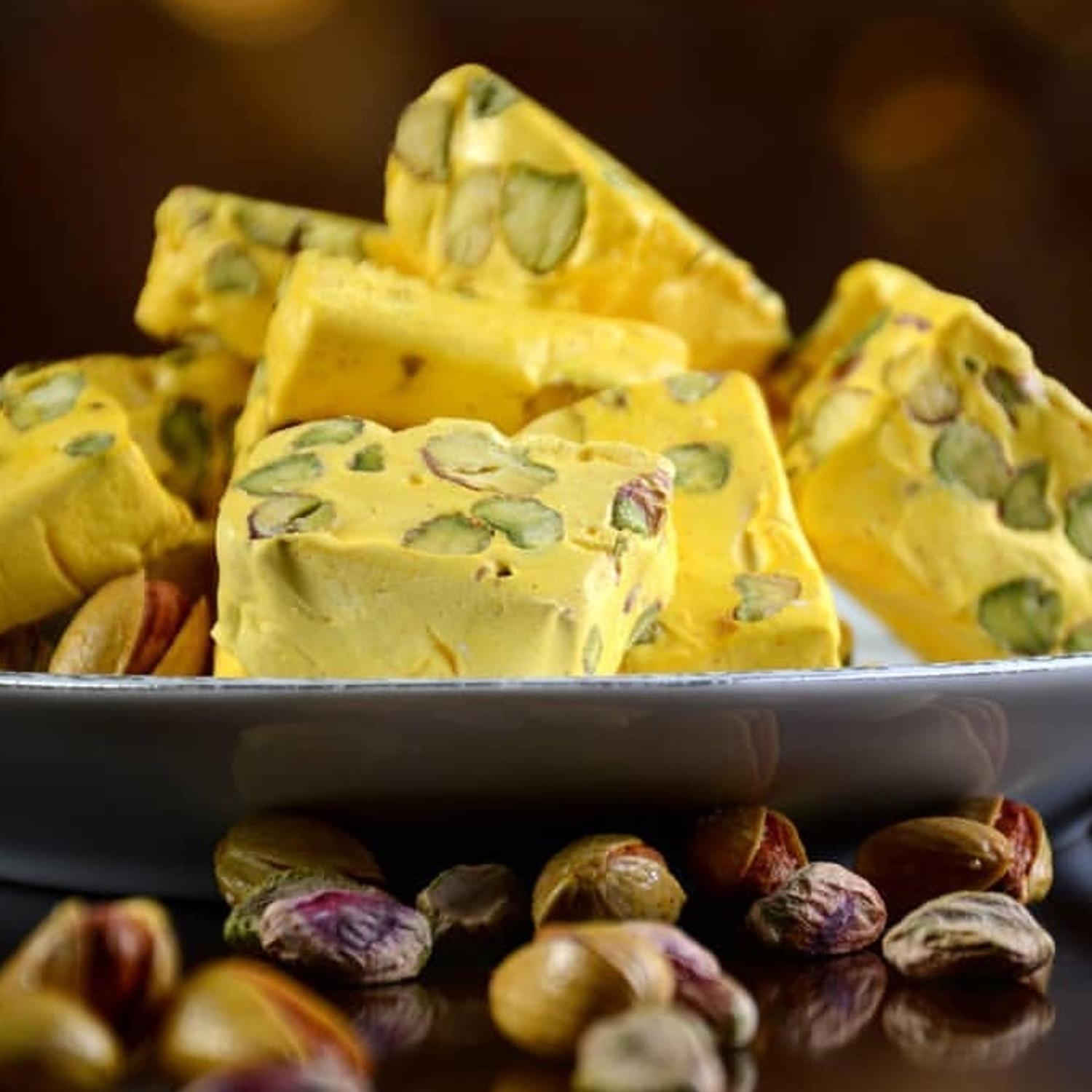 تصویر 3 از گز آردی زعفرانی تازه با طعم اصیل و عطر دلنشین