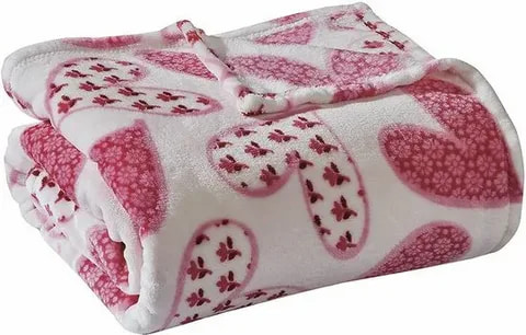 تصویر 4 از پتو طرح قلب گرم و دلنشین مناسب اتاق کودک و سالن پذیرایی