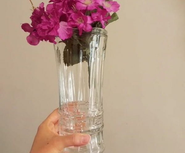 گلدان بلور استوانه با طراحی فانتزی و شیک برای مهمانی