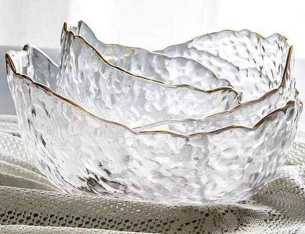 کاسه بلور دفرمه شفاف و مقاوم مناسب استفاده طولانی مدت