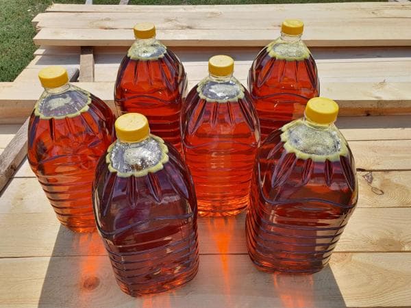 سرکه انگور جنگلی طبیعی با تخمیر سنتی و طعمی اصیل و خالص