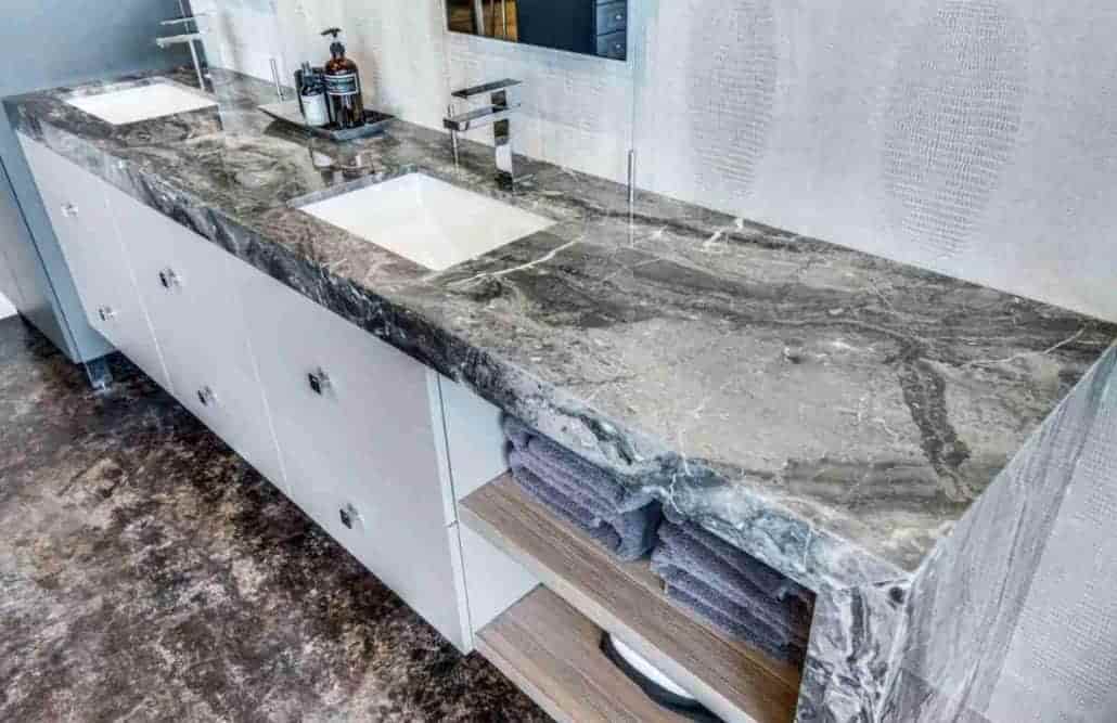 تصویر 3 از سنگ مرمریت فونیکس با رنگ‌ بندی ملایم قابل استفاده در جزئیات دکوراتیو