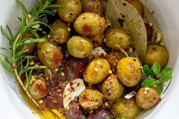 تصویر 4 از زیتون پرورده گیلانی اصیل با طعم خانگی و سنتی