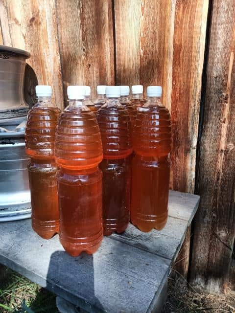 سرکه انگور طبیعی با ماندگاری بالا و بسته‌ بندی بهداشتی