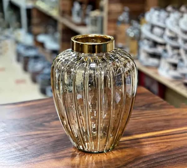 گلدان بلور شامپاینی مناسب دکور میز شام و مهمانی