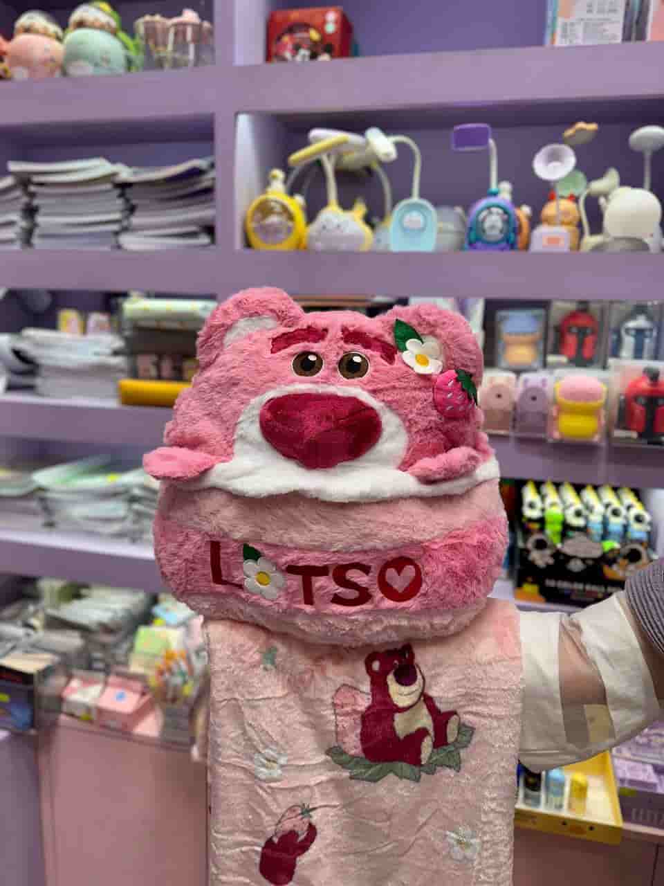 تصویر 2 از پتو عروسک دار نرم با طرح کارتونی