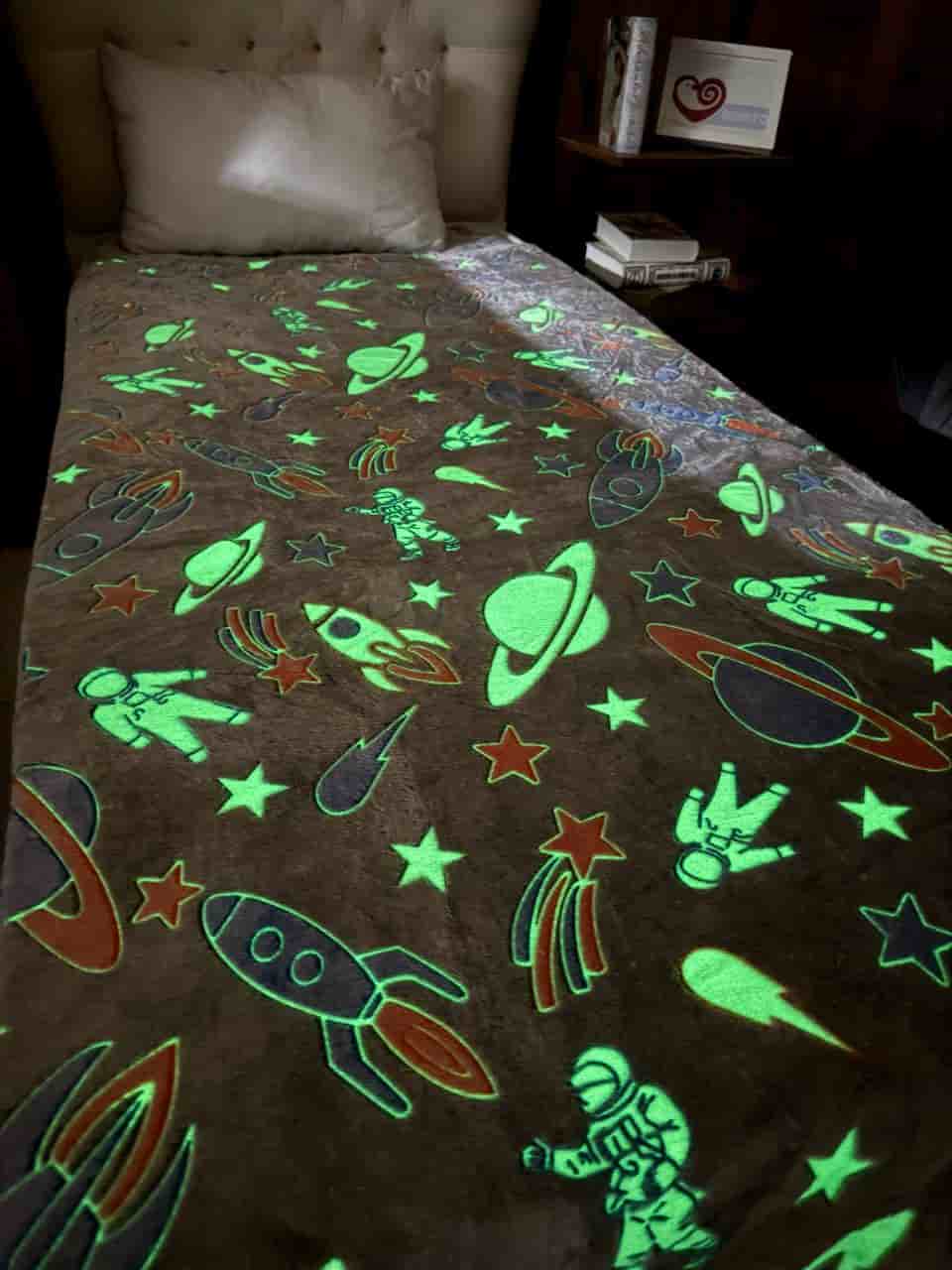تصویر 3 از پتو های شب نما با جلوه درخشان فانتزی کودکانه