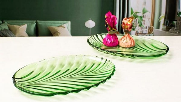 تصویر 1 از بشقاب بلور سبز مناسب جهیزیه و چیدمان آشپزخانه مدرن
