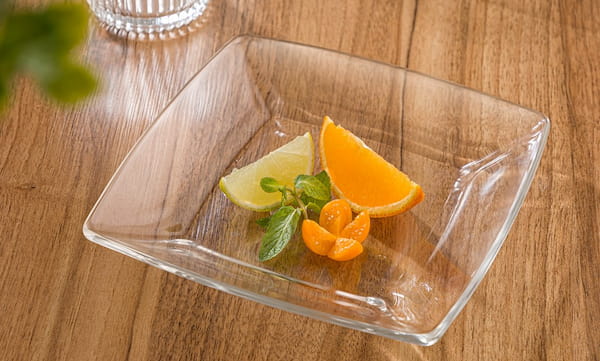 تصویر 1 از پیش دستی بلور مربعی با کیفیت بالا و طراحی مدرن