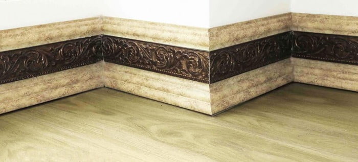 تصویر 3 از کاشی قرنیز دار هماهنگی کف‌ پوش دیواری