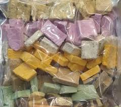 تصویر 3 از بستنی خشک انجمادی با طعم هلو مناسب تزئین دسر های پذیرایی