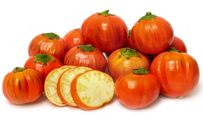 بادمجان زینتی با رنگ‌ های جذاب و شکل‌ های منحصر به فرد