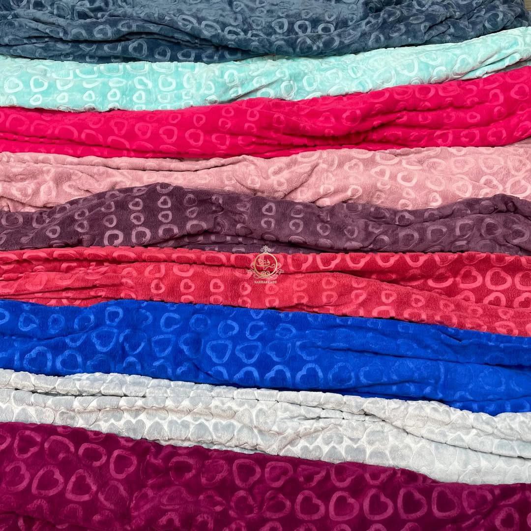 عرضه باکیفیت و قیمت ارزان پتو مسافرتی قلبی