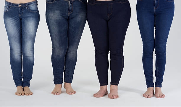 تصویر 3 از شلوار جین اسکینی با برش باریک و مناسب اندام های لاغر