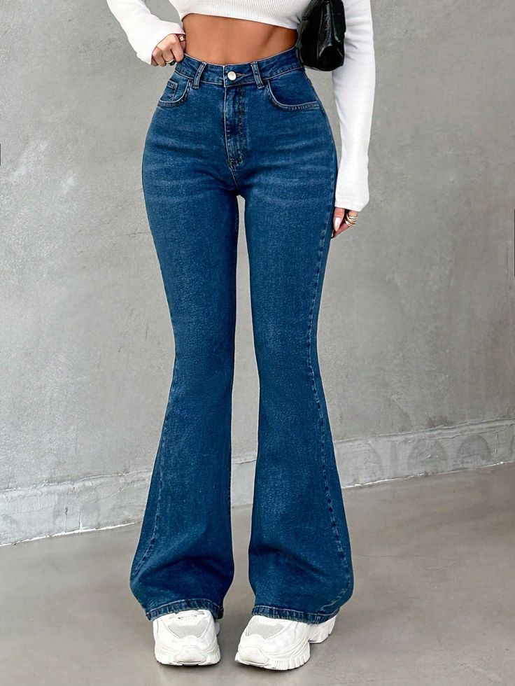 شلوار جین آبی پررنگ با پارچه دنیم ضخیم با دوخت دوبل