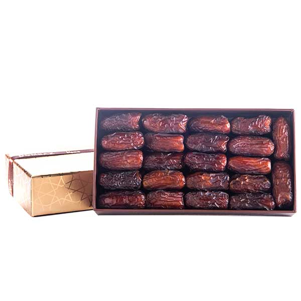 تصویر 4 از خرما پیارم دمباز با طعمی شیرین و کیفیتی بی نظیر